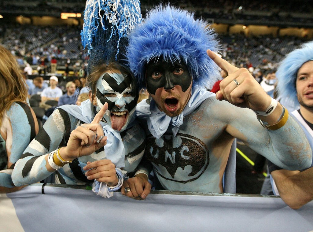 Fans North Carolina Tar Heels Michigan State Spartans